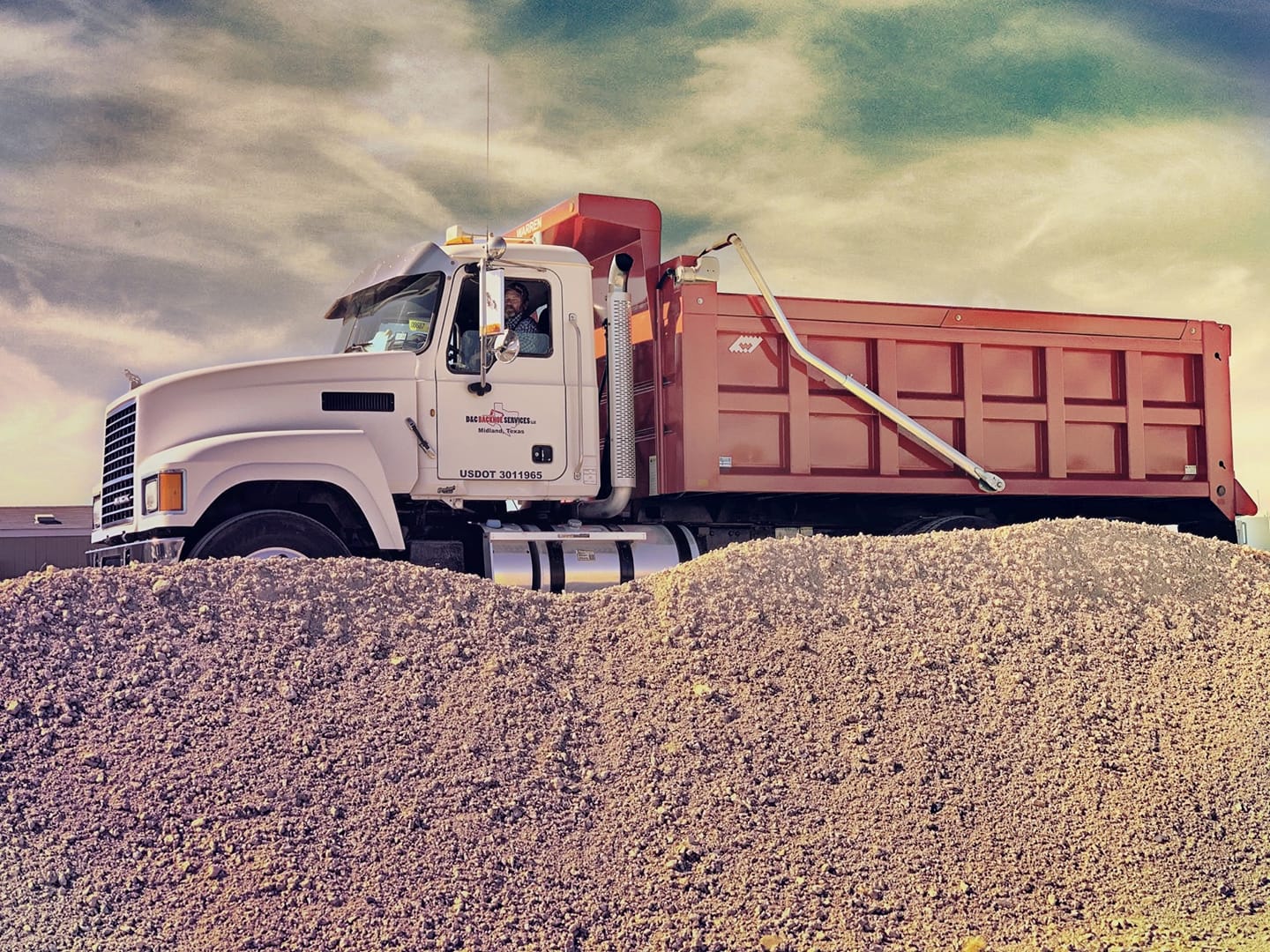 dumptruck on a jobsite 